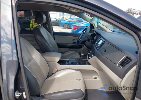 2017 Kia Sedona Lx z USA, uszkodzony, nr VIN KNDMB5C16H6265656